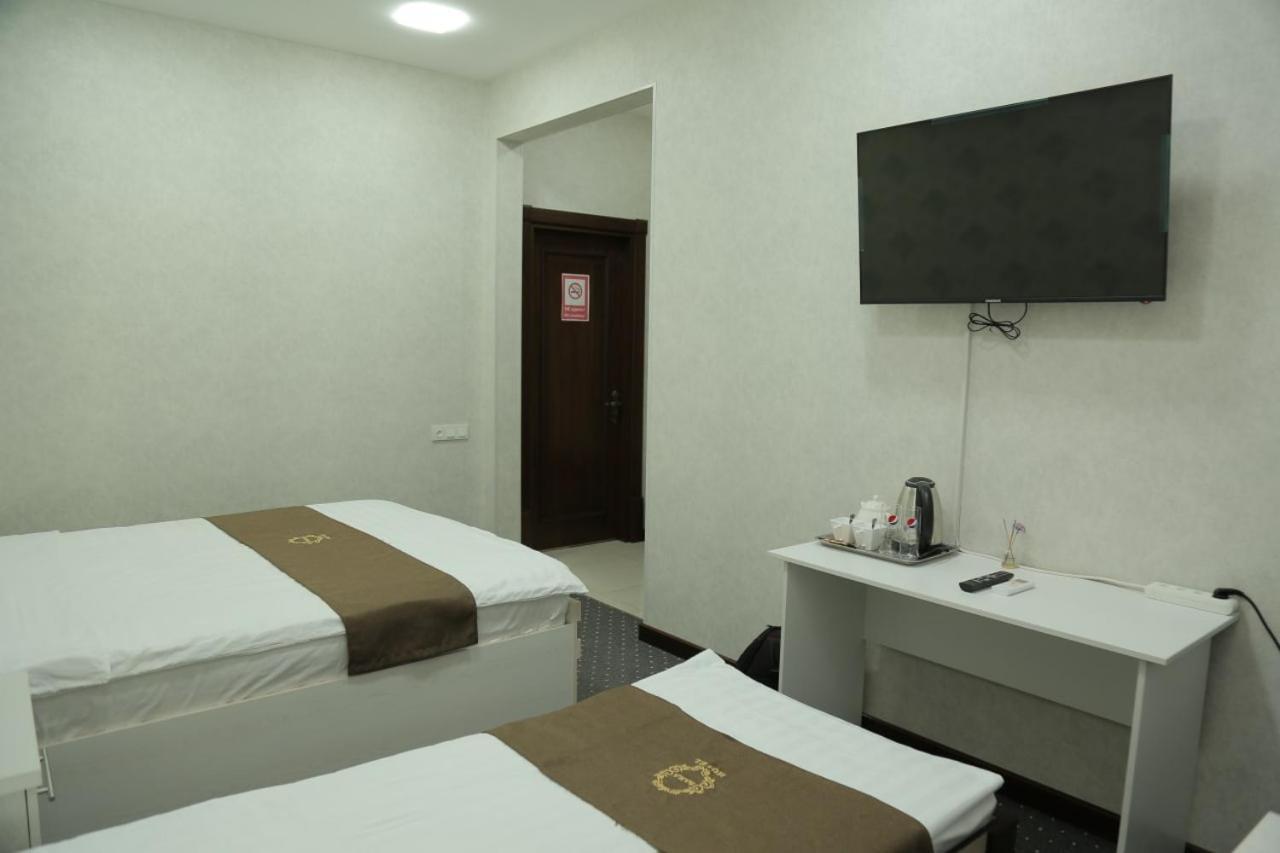 Premium Hotel 777 ทาชเคนต์ ภายนอก รูปภาพ