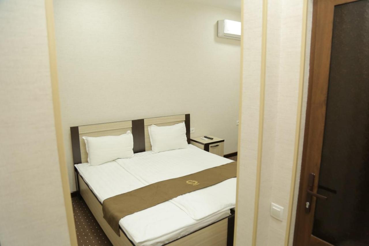 Premium Hotel 777 ทาชเคนต์ ภายนอก รูปภาพ